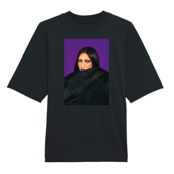 LA CHOLA . Artist shirt . ltd. Edition . edited by muse